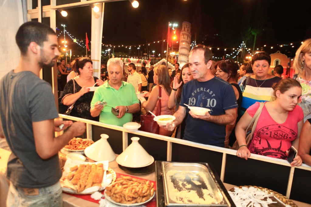פסטיבל טועמים עולם רחובות. צילום: עיריית רחובות