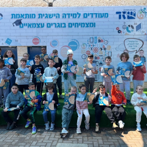 רציפות חינוכית, חוסן קהילתי ומענה רחב לכלל הגילאים: מינהל החינוך בעיריית רחובות מסכם חודש של פעילות עשירה ומגוונת בזמן מבצע "שאגת הארי"