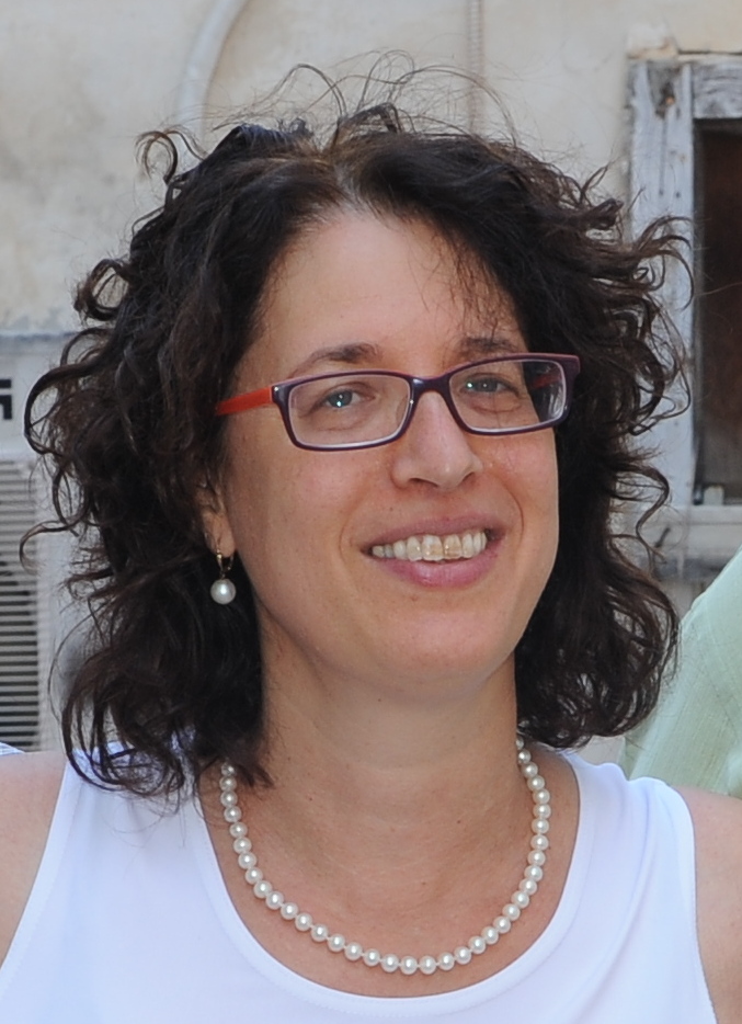 יערה ספיר