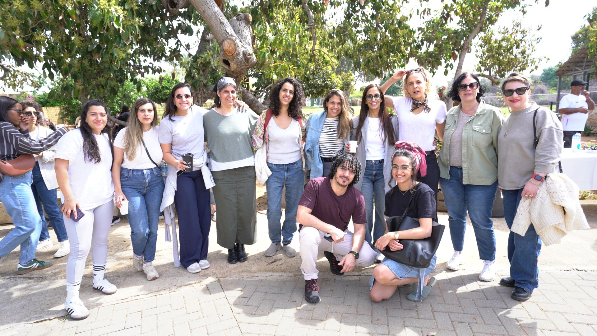 עובדות ועובדי האגף לשירותים חברתיים ברשות