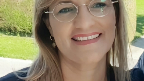 רויטל קורן מנהלת המחלקה לרישוי וקידום קהילת העסקים צילום פרטי.jpeg