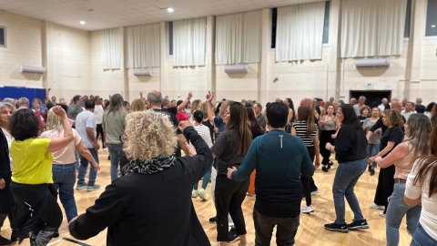 רוקדים_עם_מרקידים__-_חברה_עירונית_רחובות__(2).jpeg
